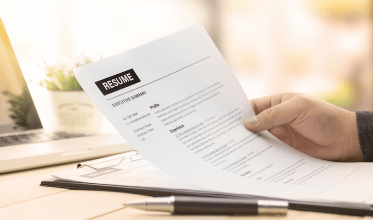 How to Showcase Transferable Skills on Your Resume and Cover Letter